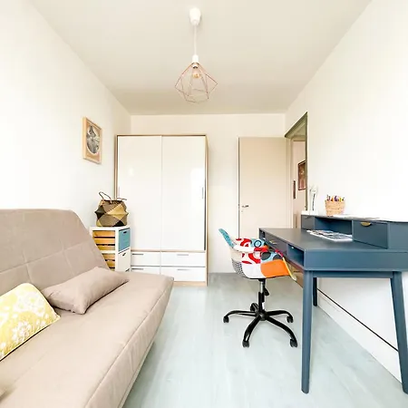 La Maison De La Garenne 펜션 듀시 레 셰리